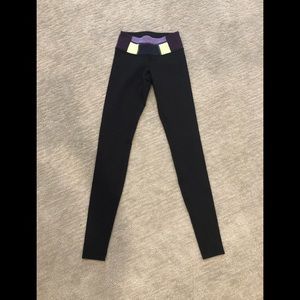 Black Lululemon leggings